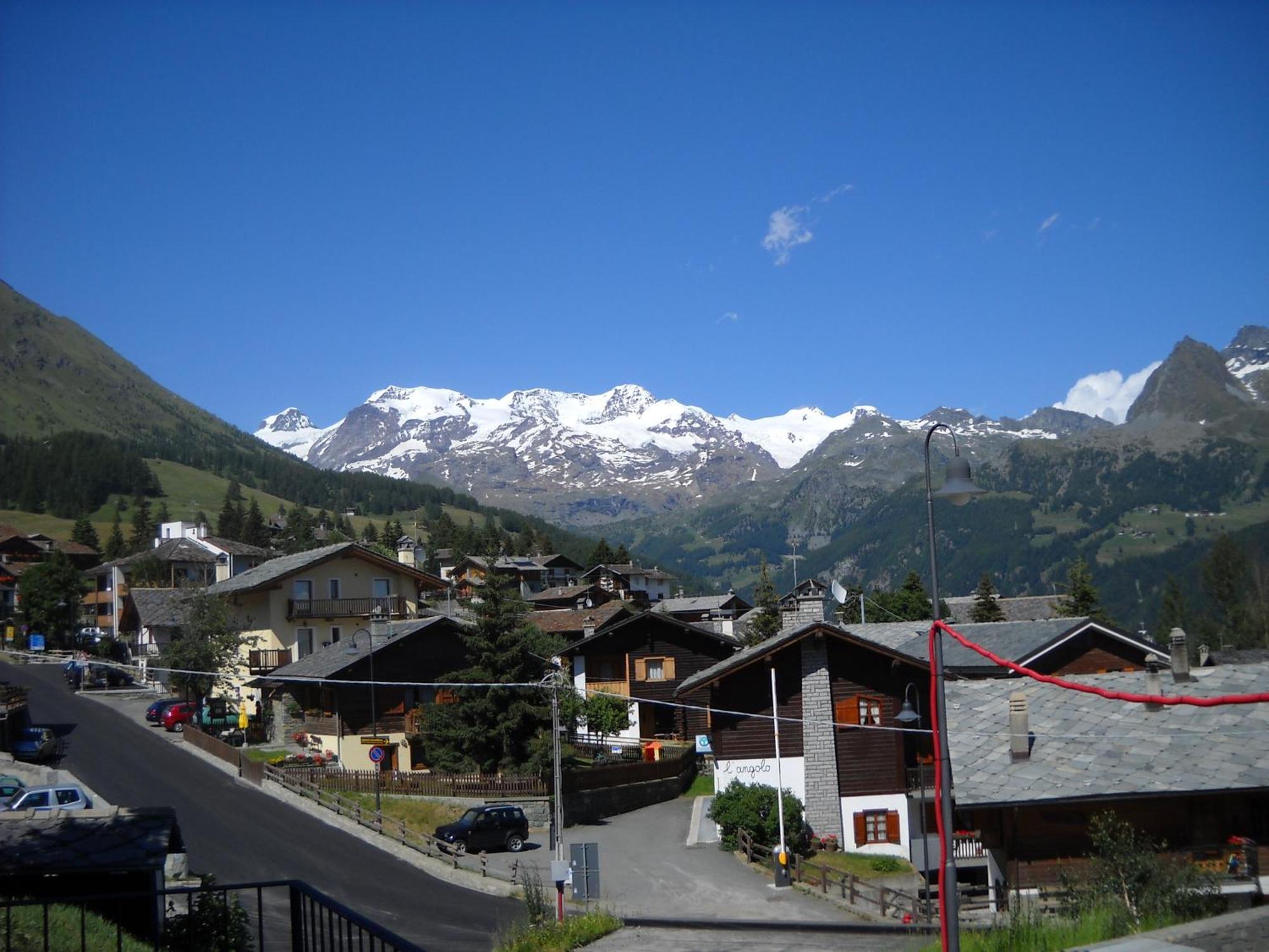 Residence Les Myosotis Champoluc Eksteriør billede